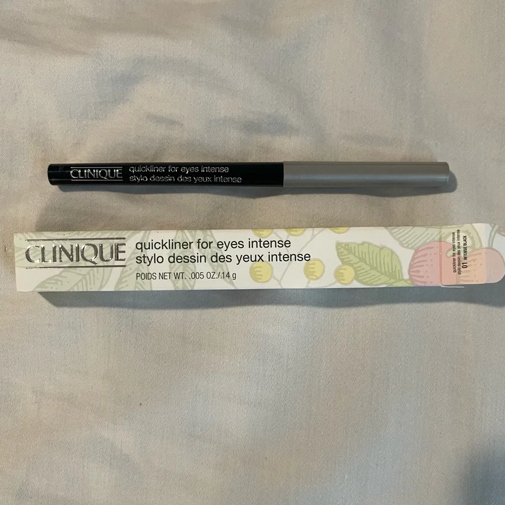 Clinique eyeliner - Picture 1 of 1